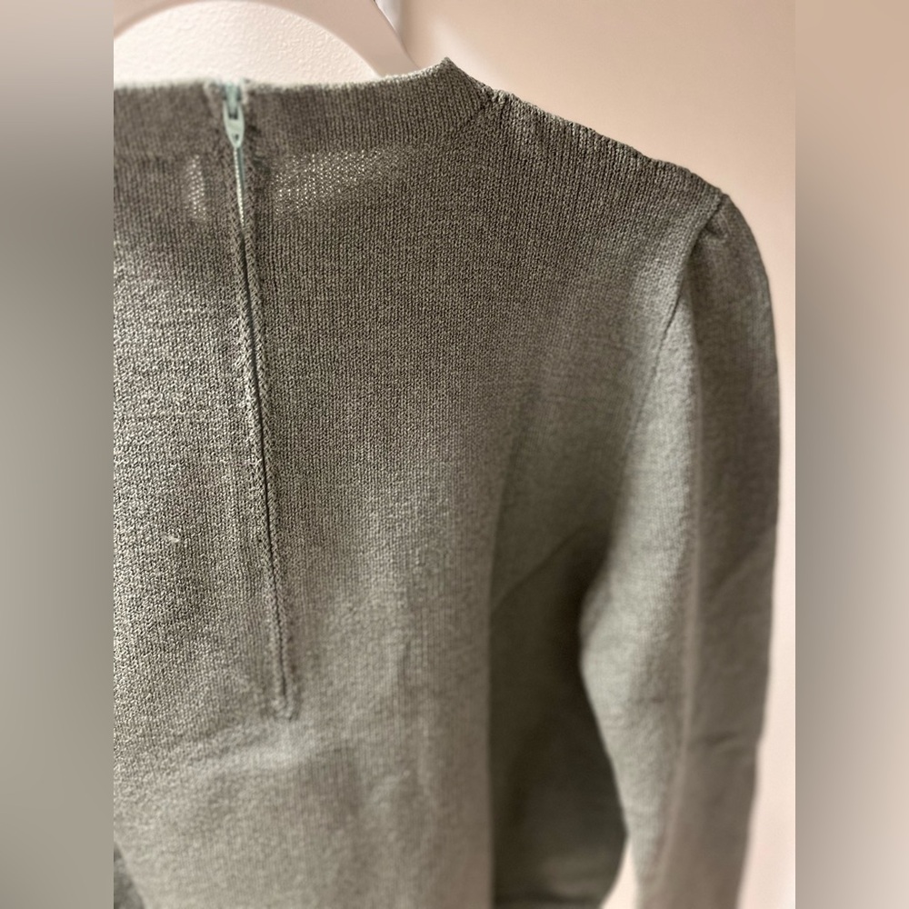 Christian A. New York Vintage Green Sweater - Picture 4 of 5